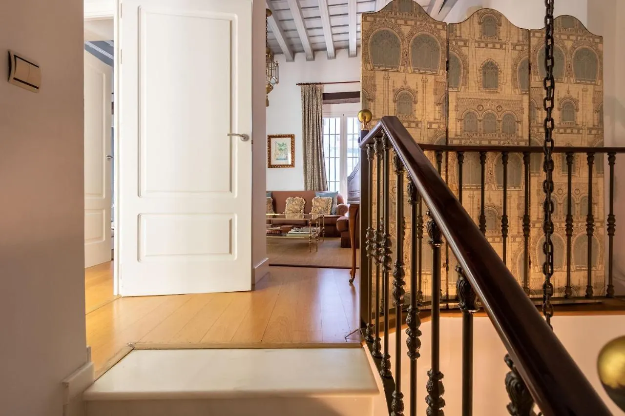 Museum Duplex And Patios, Historical Center, 8 Pax Villa Seville 0*,  Spain